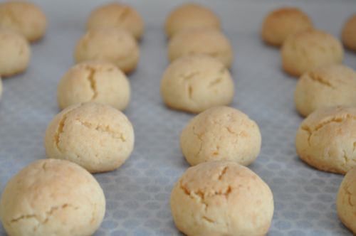 Boules A La Noix De Coco Les Recettes De La Cuisine De Asmaa