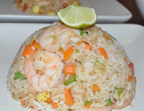 riz frit aux crevettes